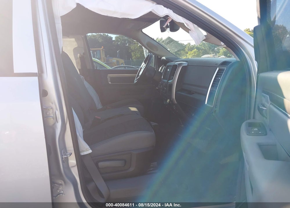 2019 RAM 1500 CLASSIC SLT 4X4 6'4 BOX VIN: 1C6RR7TT3KS552988