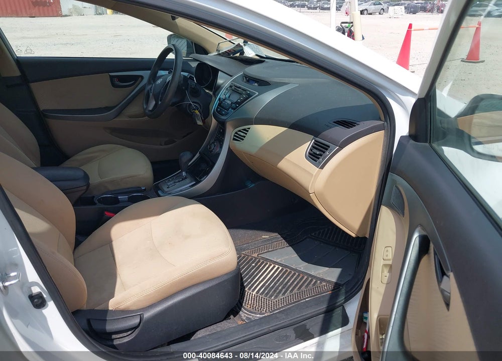 2013 HYUNDAI ELANTRA GLS VIN: 5NPDH4AE7DH266832