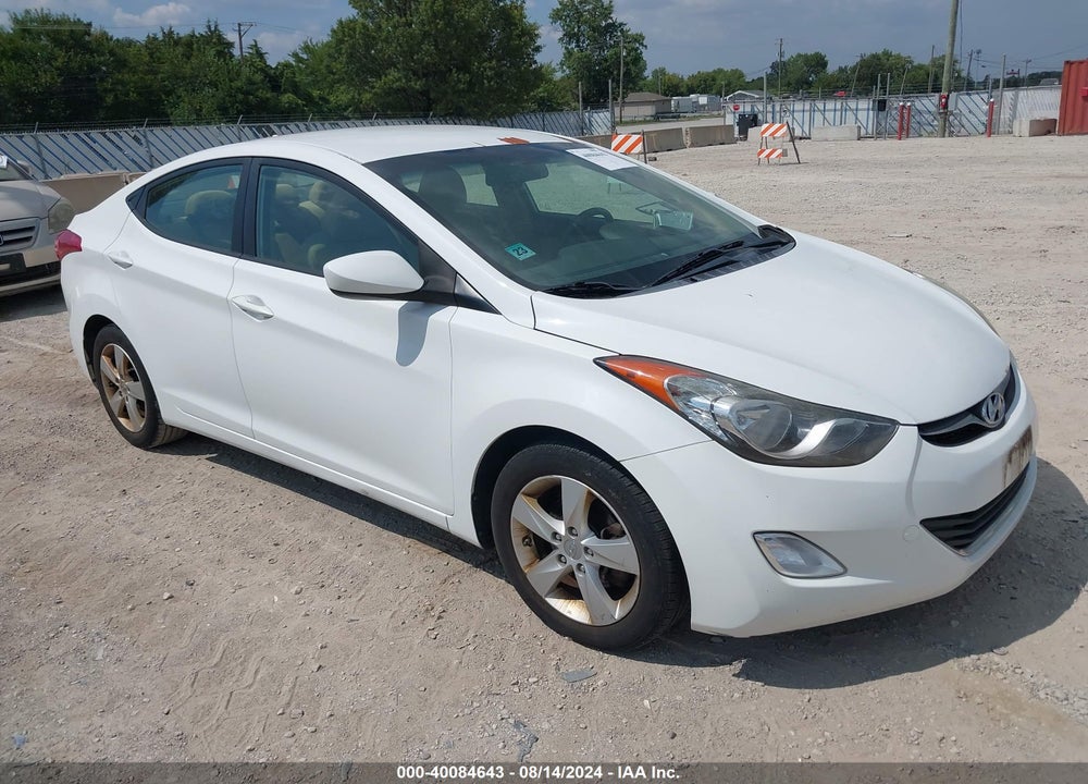 2013 HYUNDAI ELANTRA GLS VIN: 5NPDH4AE7DH266832