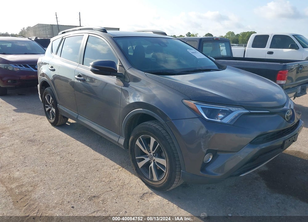 2018 TOYOTA RAV4 XLE VIN: 2T3WFREV1JW425905