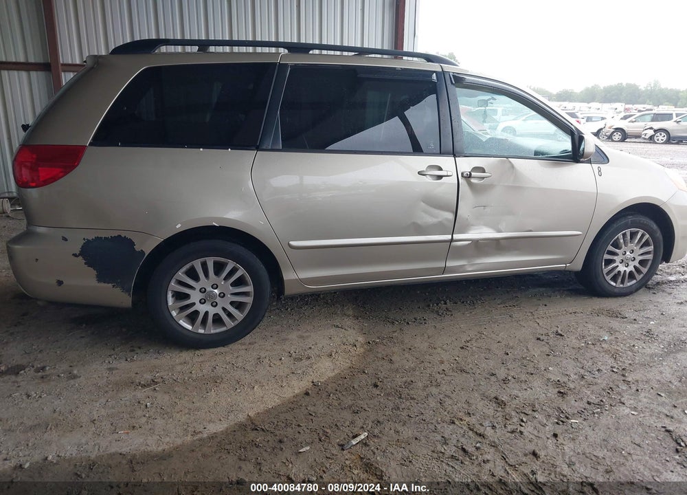 2008 TOYOTA SIENNA XLE VIN: 5TDZK22C98S213204