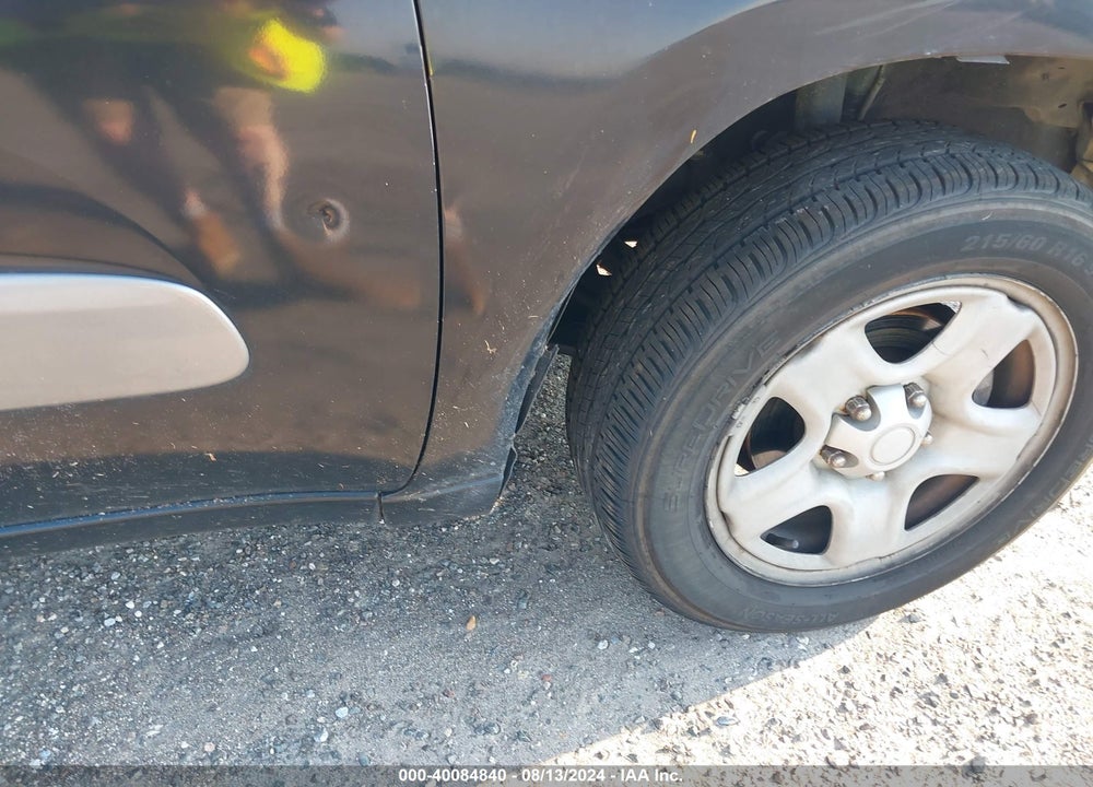 2004 TOYOTA RAV4 VIN: JTEGD20V640035654