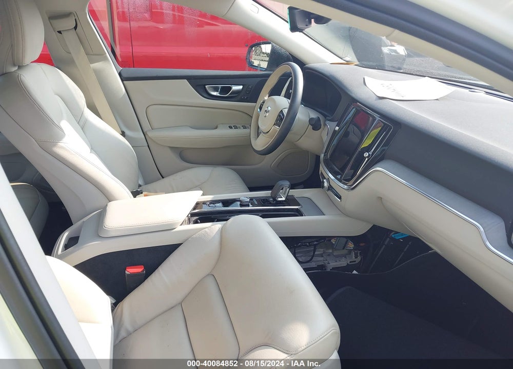 2024 VOLVO S60 B5 PLUS DARK THEME VIN: 7JRL12FL4RG313131