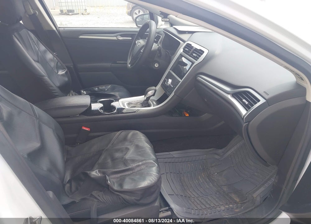 2015 FORD FUSION SE VIN: 1FA6P0H70F5114802