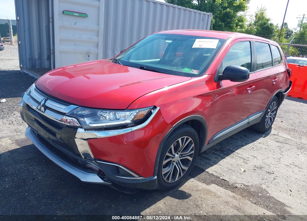 2018 MITSUBISHI OUTLANDER ES VIN: JA4AD2A33JZ035460