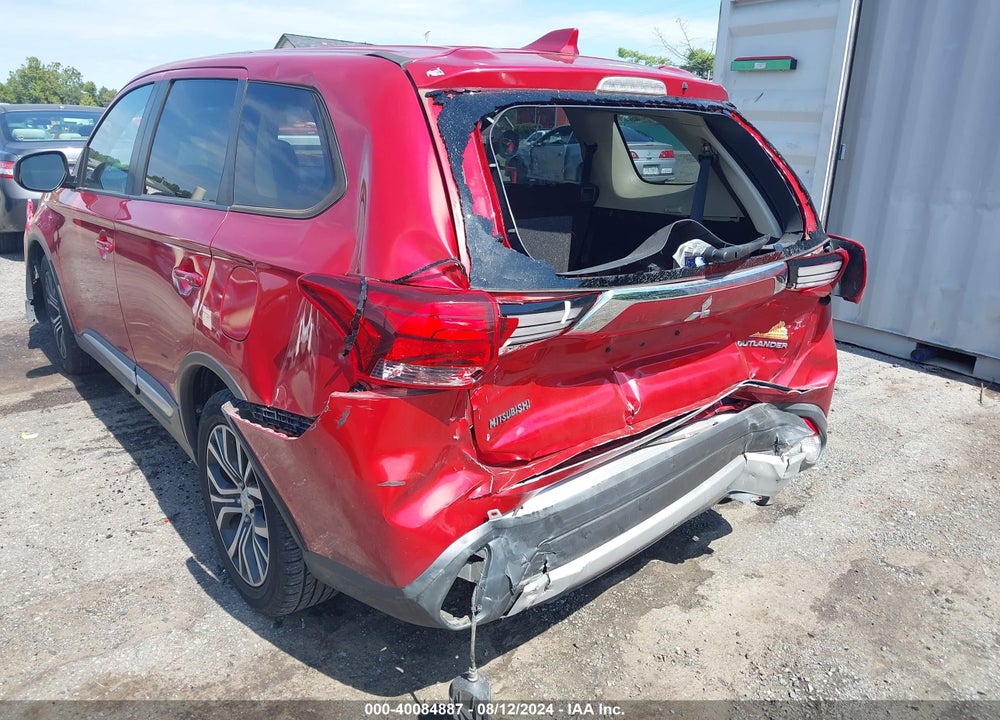 2018 MITSUBISHI OUTLANDER ES VIN: JA4AD2A33JZ035460