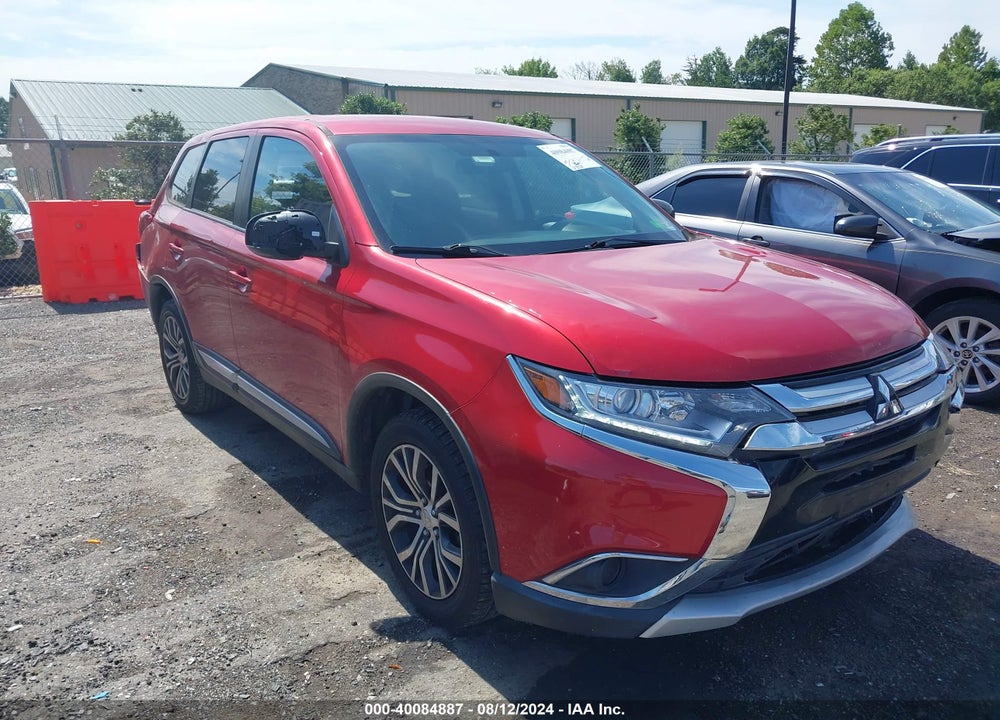 2018 MITSUBISHI OUTLANDER ES VIN: JA4AD2A33JZ035460