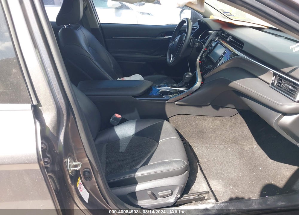 2018 TOYOTA CAMRY XSE VIN: 4T1B61HK2JU111464