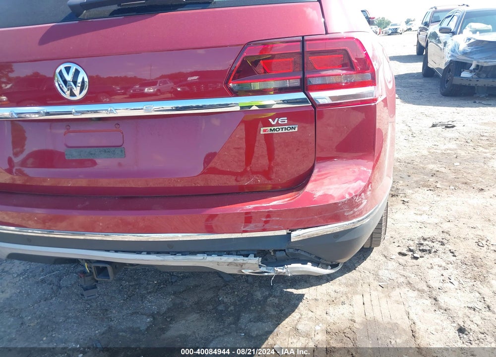 2018 VOLKSWAGEN ATLAS 3.6L V6 SEL VIN: 1V2MR2CA1JC564245