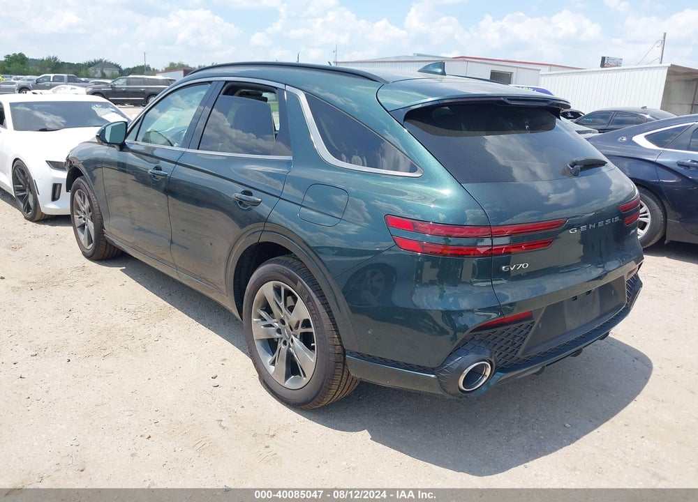 2022 GENESIS GV70 3.5T AWD SPORT VIN: KMUMCDTC0NU014290