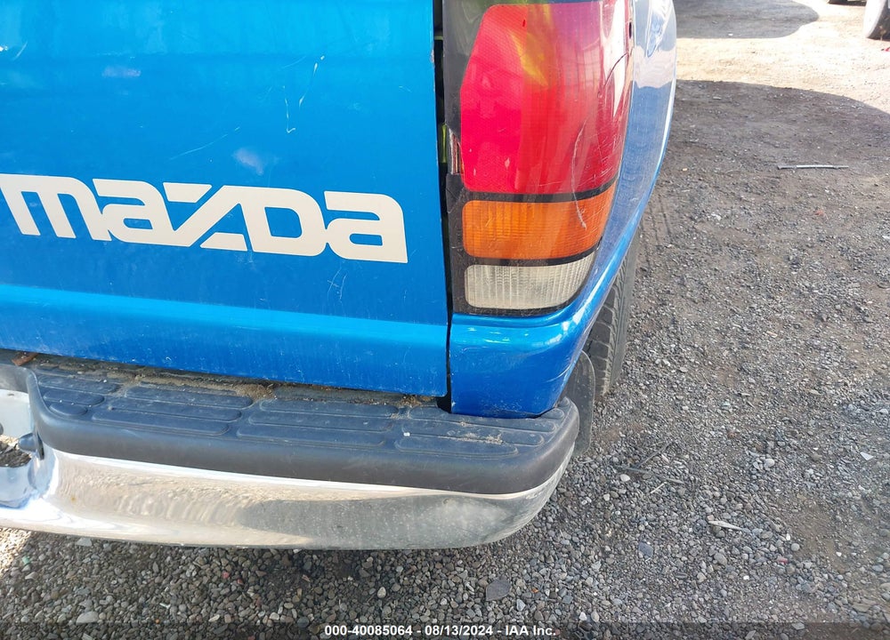 1998 MAZDA B2500 SE VIN: 4F4YR16C5WTM34932