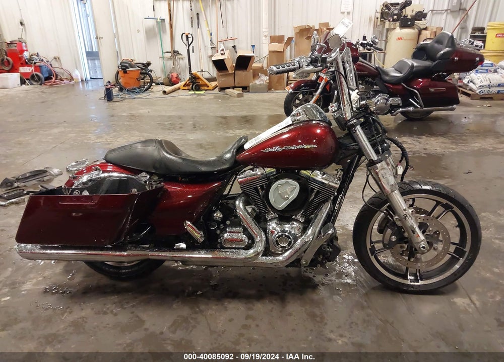 2015 HARLEY-DAVIDSON FLTRX ROAD GLIDE VIN: 1HD1KHM13FB654969
