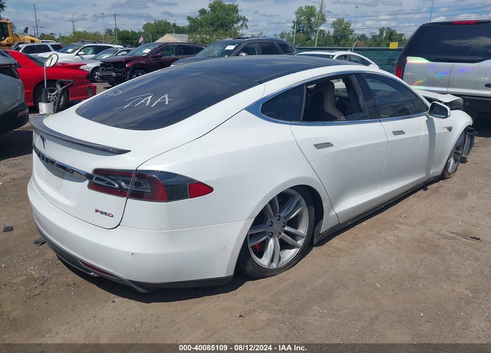 2016 TESLA MODEL S 90D/P100D/P85D/P90D VIN: 5YJSA1E47GF122597