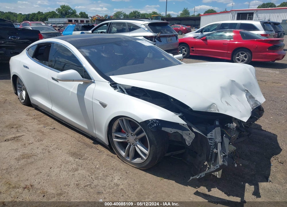 2016 TESLA MODEL S 90D/P100D/P85D/P90D VIN: 5YJSA1E47GF122597