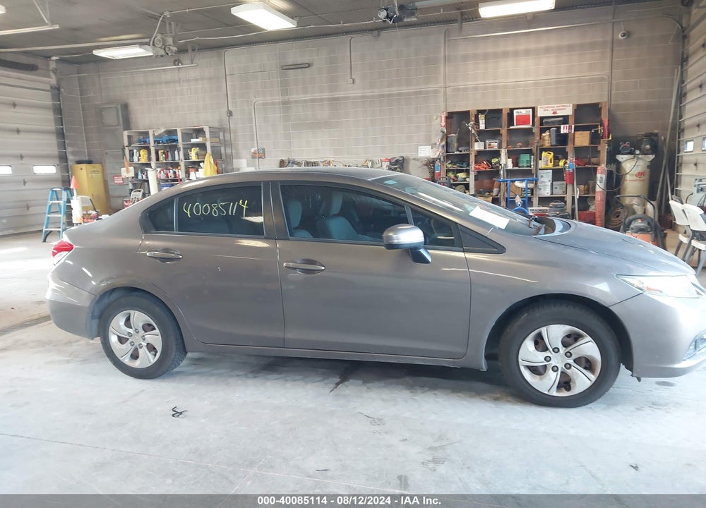 2014 HONDA CIVIC LX VIN: 19XFB2F52EE211444