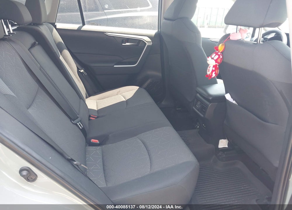 2021 TOYOTA RAV4 XLE VIN: 2T3W1RFV7MW162188