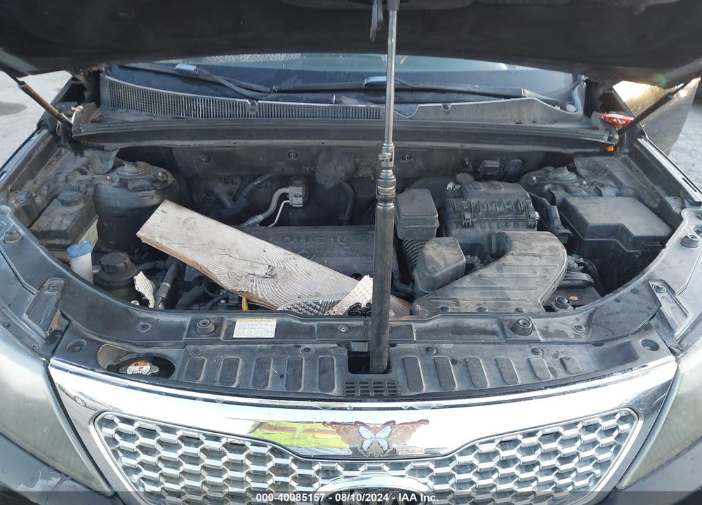 2013 KIA SORENTO LX VIN: 5XYKT3A10DG366596