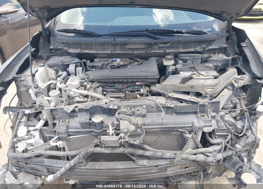 2018 NISSAN ROGUE SV VIN: 5N1AT2MT4JC828009