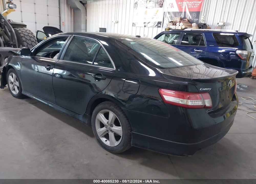 2011 TOYOTA CAMRY SE VIN: 4T1BF3EK5BU130138