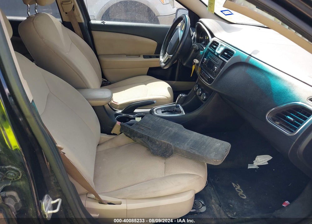 2014 CHRYSLER 200 TOURING VIN: 1C3CCBBG8EN105698