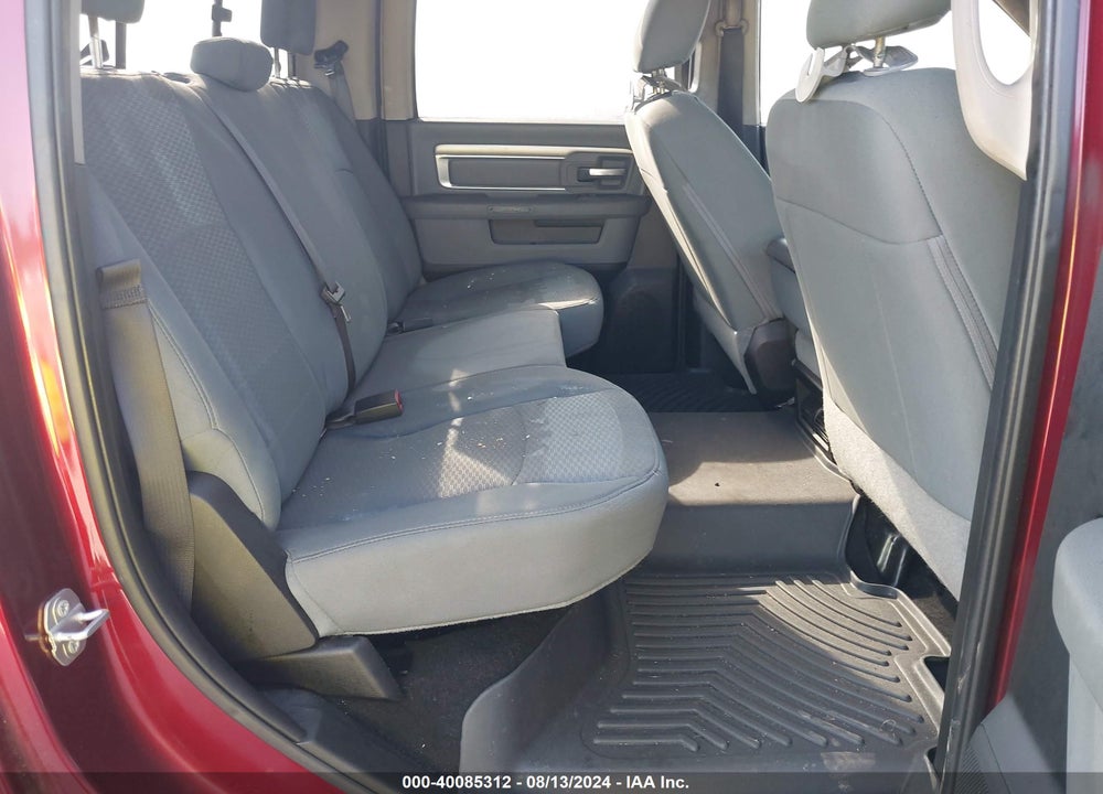 2019 RAM 1500 CLASSIC VIN: 1C6RR7TT5KS567606