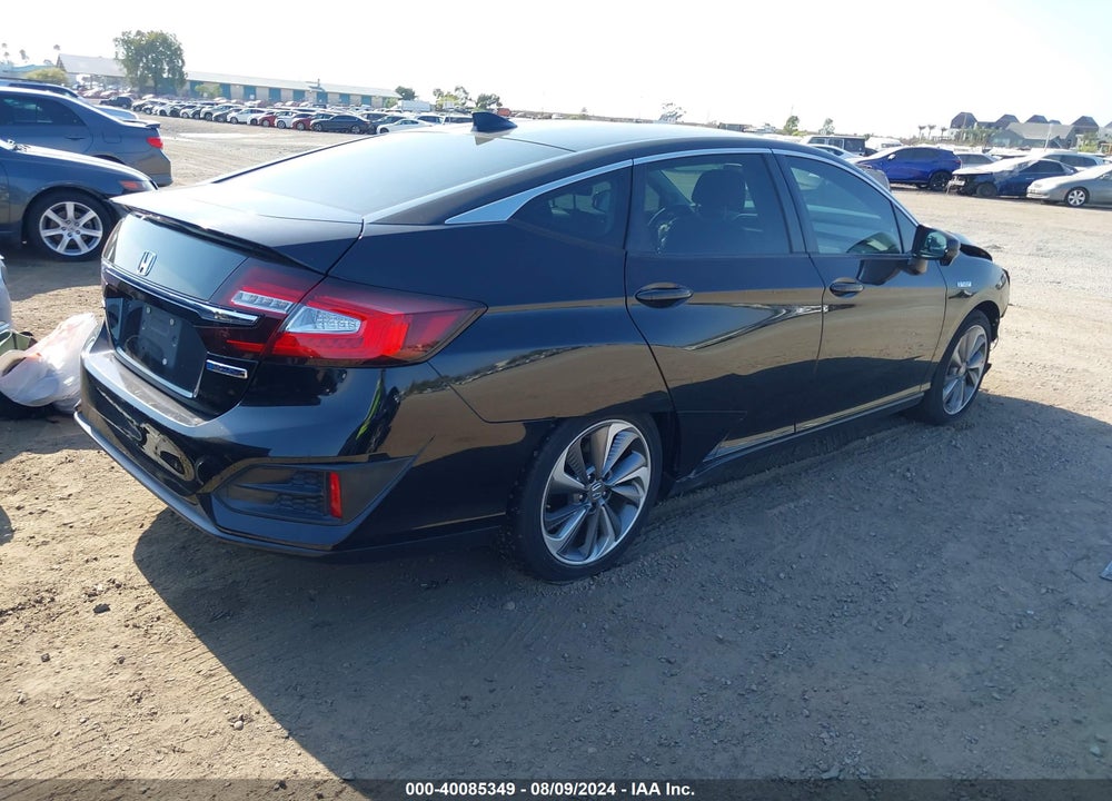 2018 HONDA CLARITY PLUG-IN HYBRID VIN: JHMZC5F18JC011628