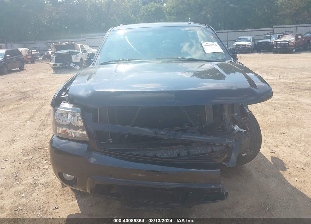 2008 CHEVROLET TAHOE LT VIN: 1GNFC13048R202552