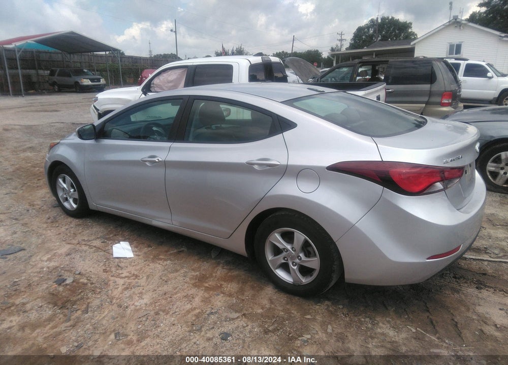 2015 HYUNDAI ELANTRA SE VIN: 5NPDH4AE5FH580921