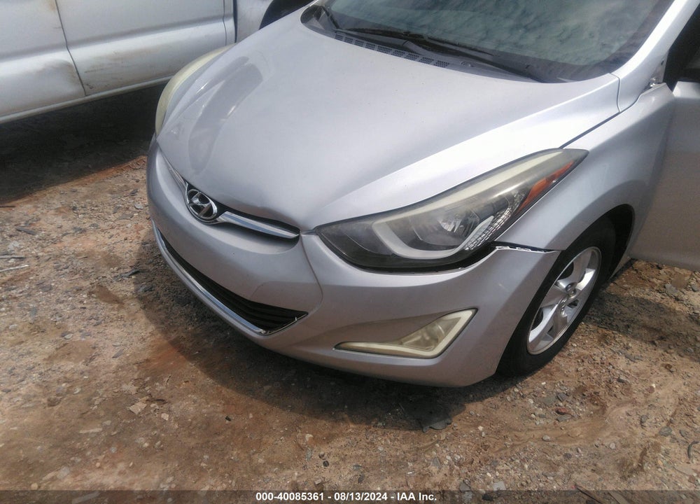 2015 HYUNDAI ELANTRA SE VIN: 5NPDH4AE5FH580921