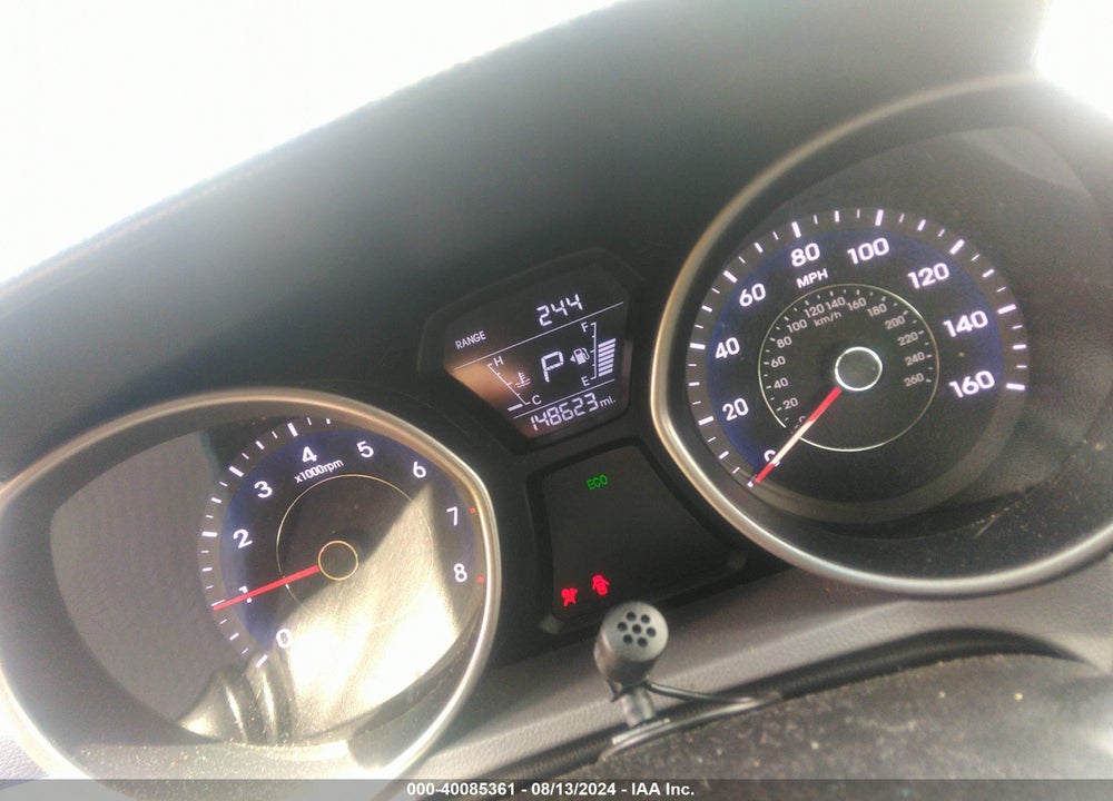 2015 HYUNDAI ELANTRA SE VIN: 5NPDH4AE5FH580921