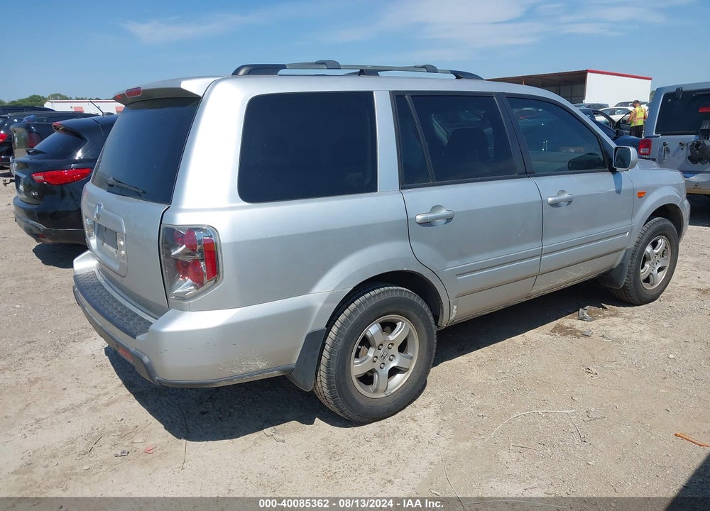 2008 HONDA PILOT EX VIN: 5FNYF28408B000789