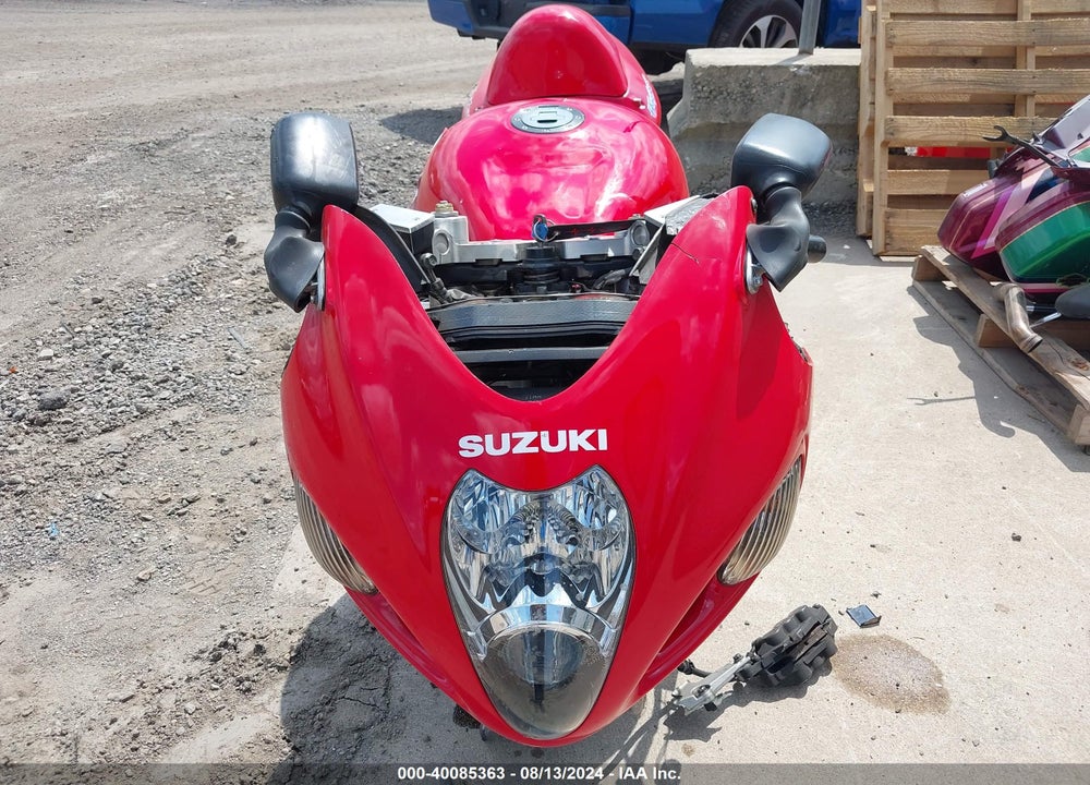 2000 SUZUKI GSX1300 R VIN: JS1GW71A1Y2102074