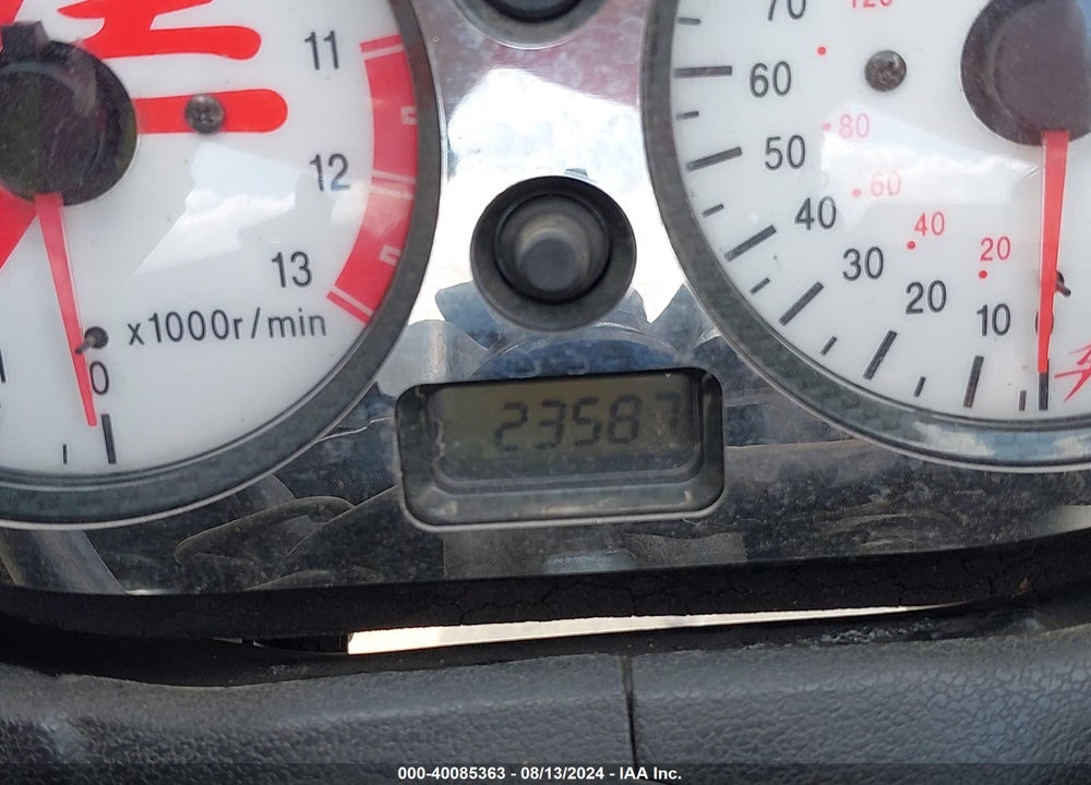 2000 SUZUKI GSX1300 R VIN: JS1GW71A1Y2102074