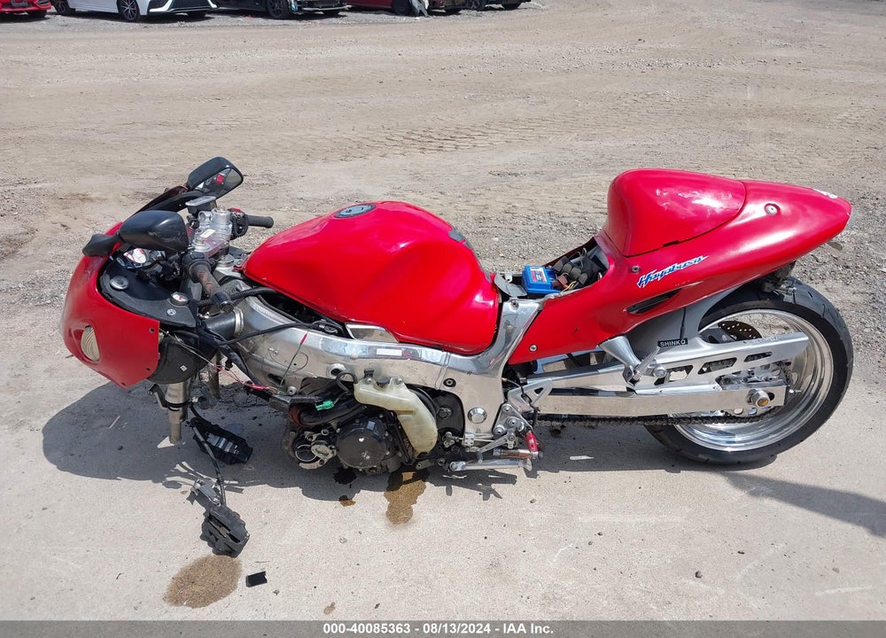 2000 SUZUKI GSX1300 R VIN: JS1GW71A1Y2102074