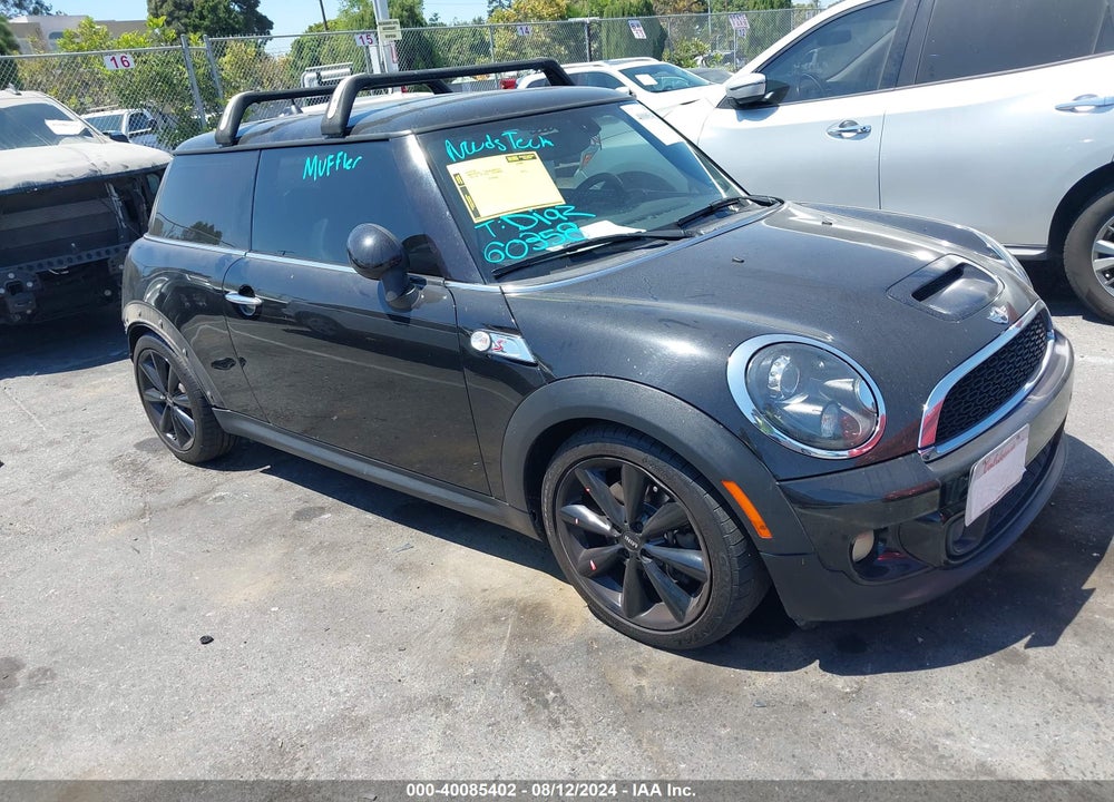 2013 MINI HARDTOP COOPER S VIN: WMWSV3C50DT395964