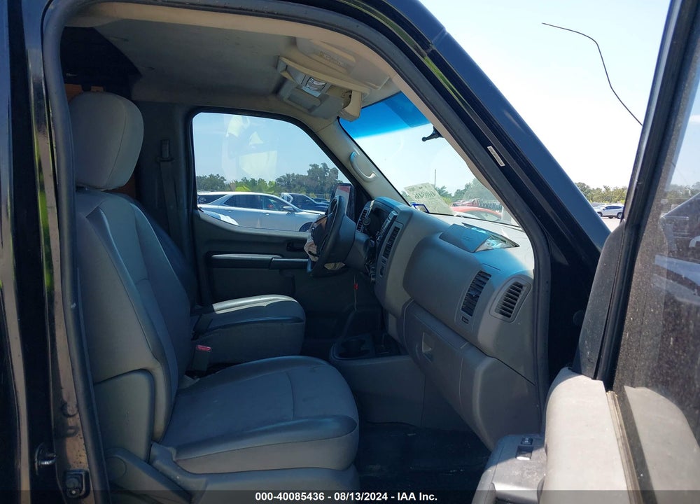 2016 NISSAN NV CARGO NV2500 HD SV V8 VIN: 1N6AF0KY9GN812221
