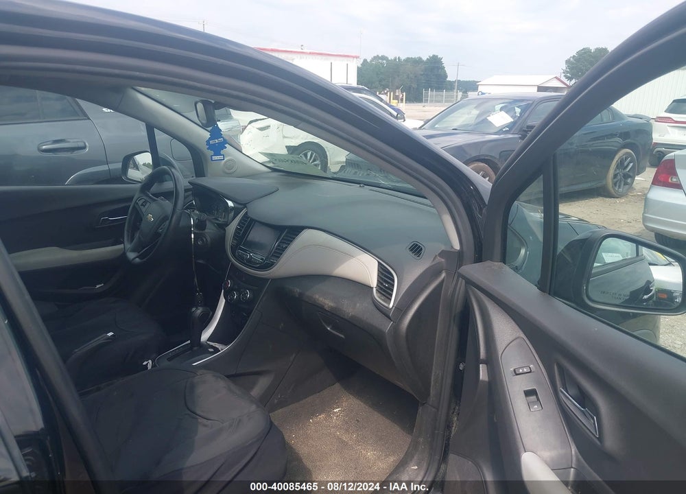 2020 CHEVROLET TRAX FWD LS VIN: 3GNCJKSB4LL284705