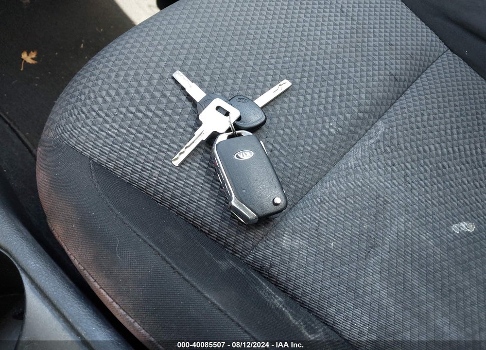 2020 KIA SOUL LX VIN: KNDJ23AU4L7009765