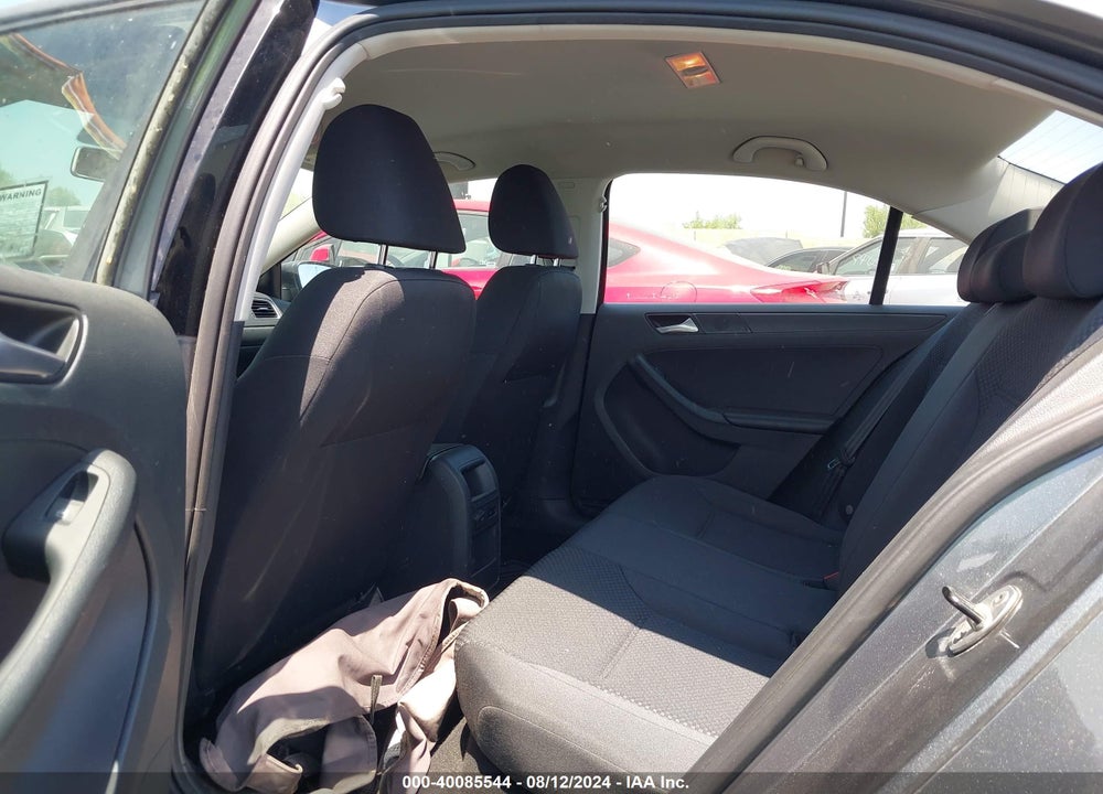 2014 VOLKSWAGEN JETTA 2.0L S VIN: 3VW2K7AJ1EM332100