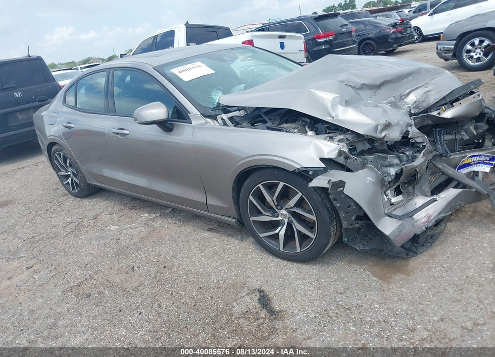 2019 VOLVO S60 T6 MOMENTUM VIN: 7JRA22TK3KG017443