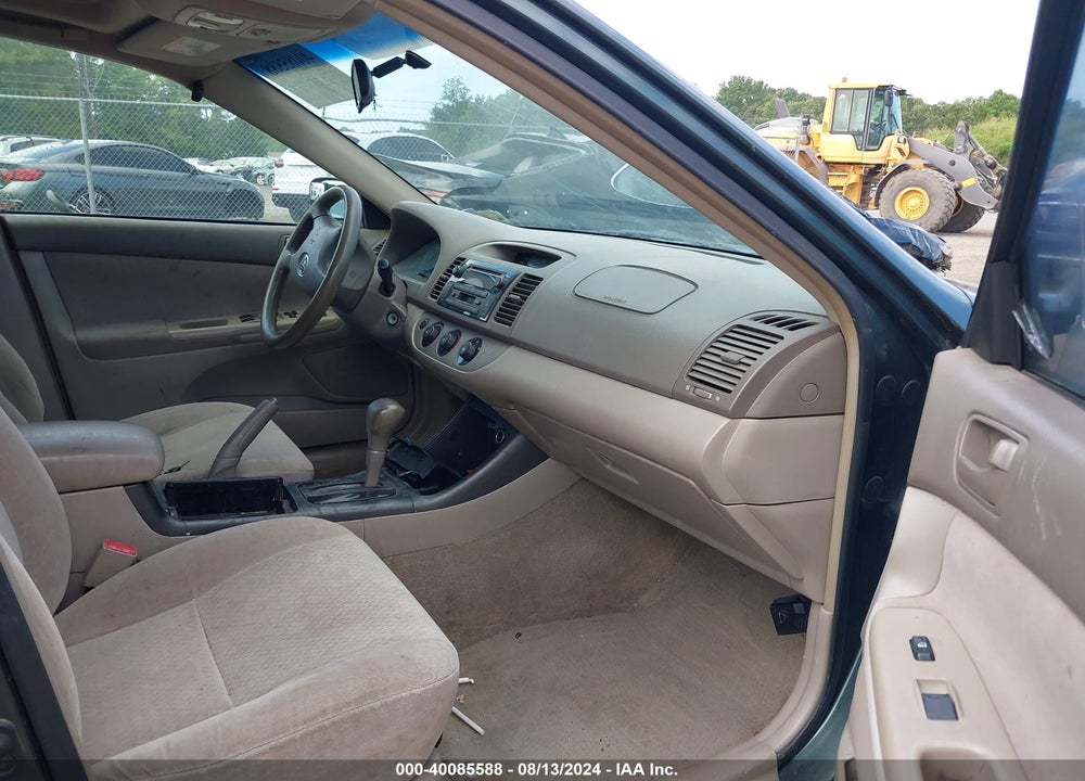 2002 TOYOTA CAMRY LE VIN: JTDBE32K720028438