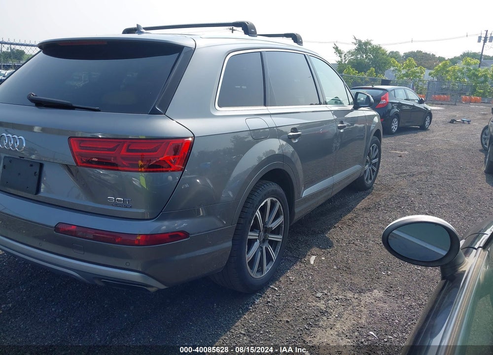 2017 AUDI Q7 3.0T PREMIUM VIN: WA1LAAF78HD017776