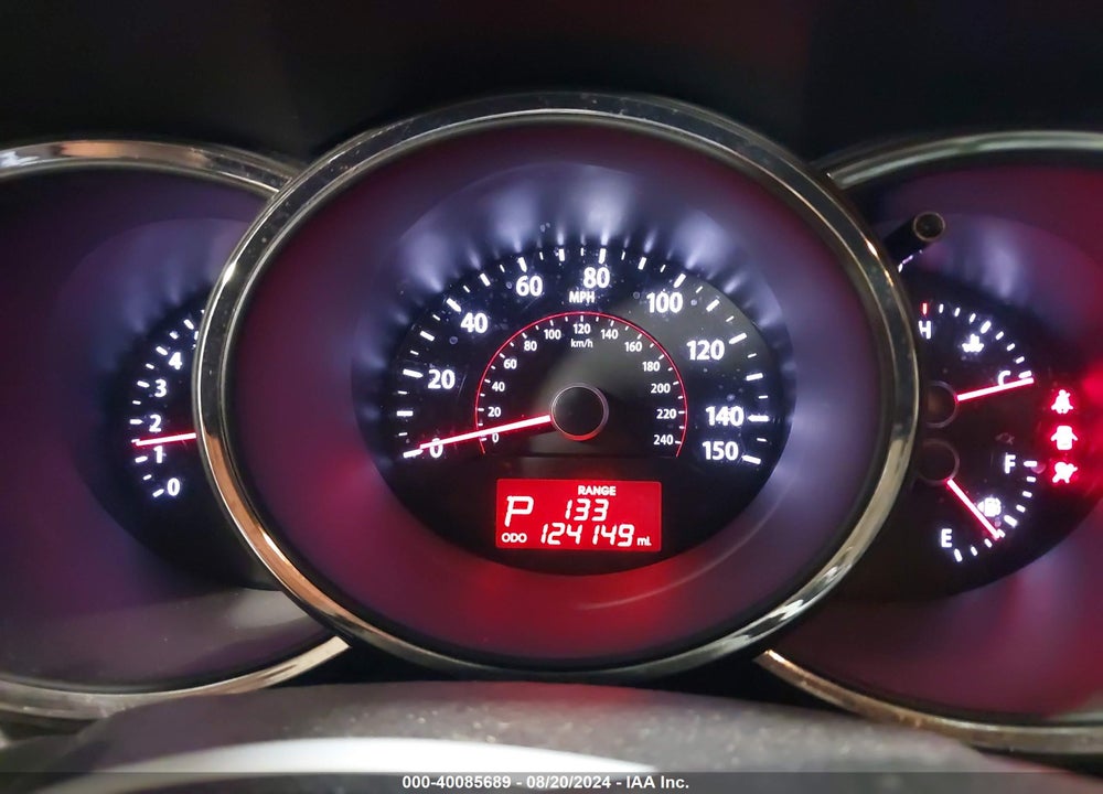 2013 KIA SORENTO LX VIN: 5XYKTCA60DG311447