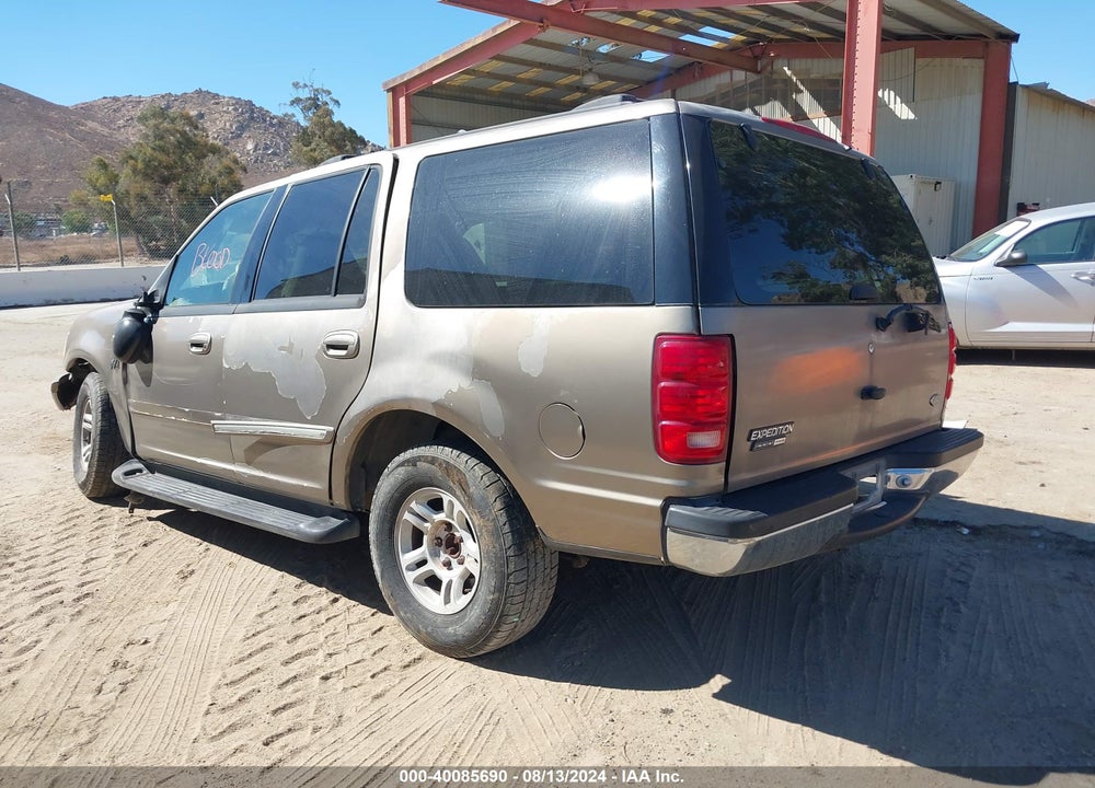 2001 FORD EXPEDITION XLT VIN: 1FMRU15L61LA16039