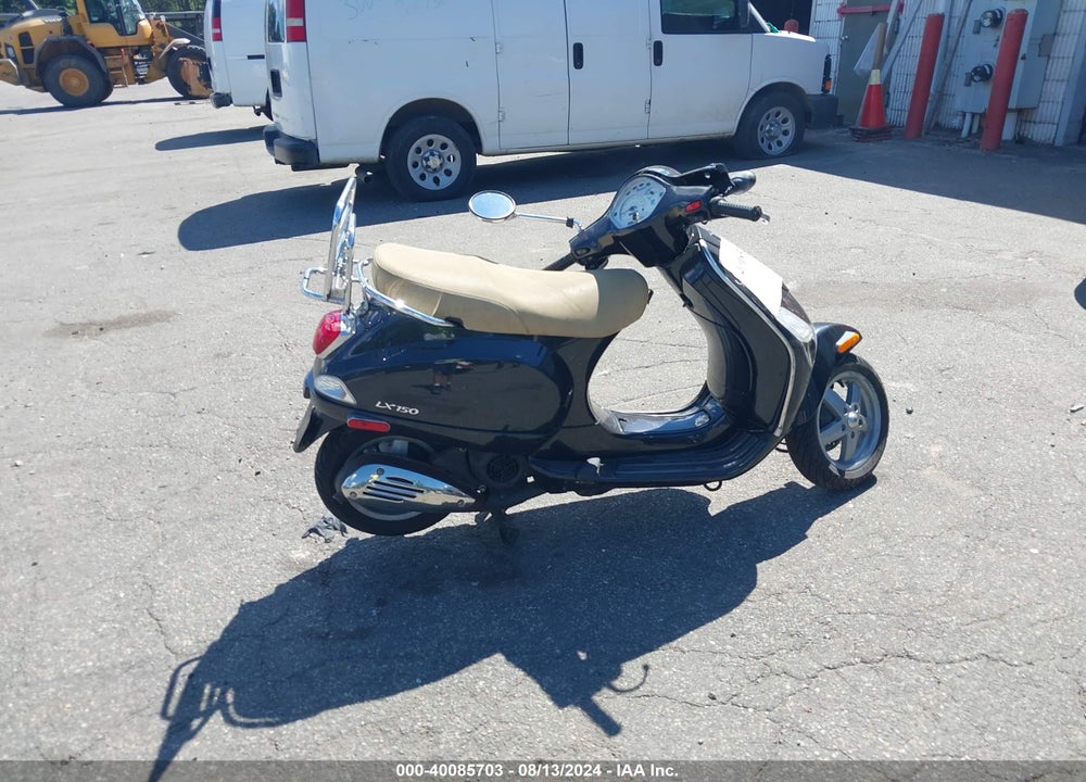 2006 VESPA LX 150 VIN: ZAPM448F065005120