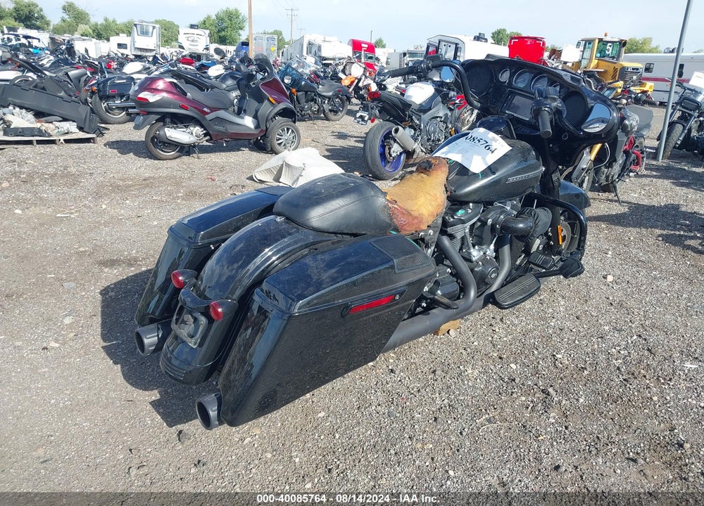2018 HARLEY-DAVIDSON FLHXS STREET GLIDE SPECIAL VIN: 1HD1KRC32JB600483