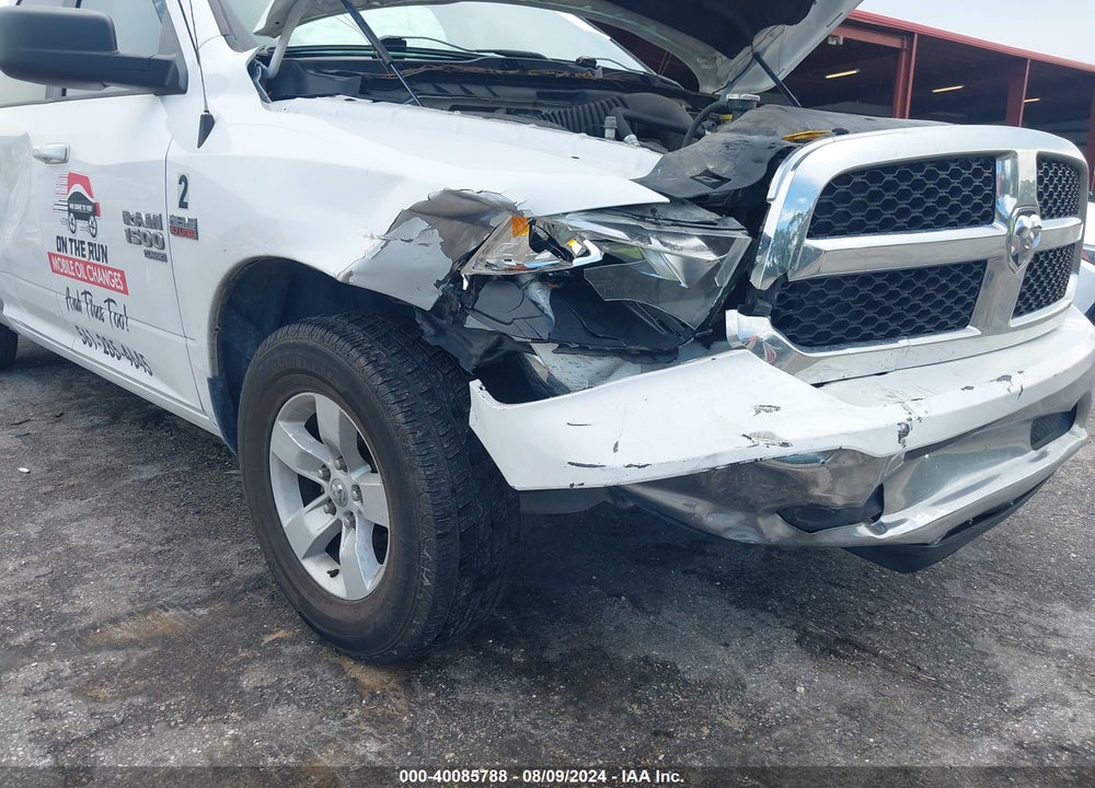 2019 RAM 1500 CLASSIC SLT 4X2 6'4 BOX VIN: 1C6RR6TT6KS693886
