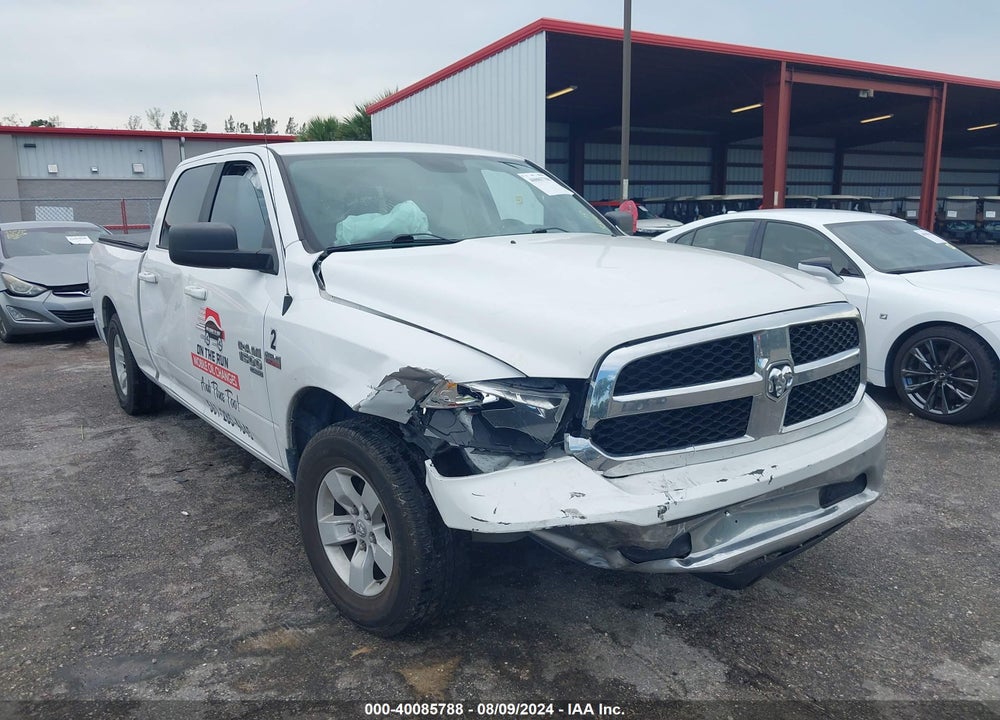 2019 RAM 1500 CLASSIC SLT 4X2 6'4 BOX VIN: 1C6RR6TT6KS693886