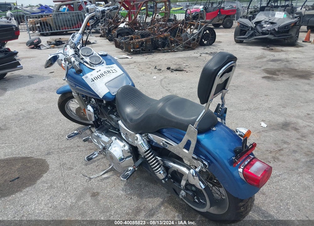 2006 HARLEY-DAVIDSON FXDLI VIN: 1HD1GN1116K335879