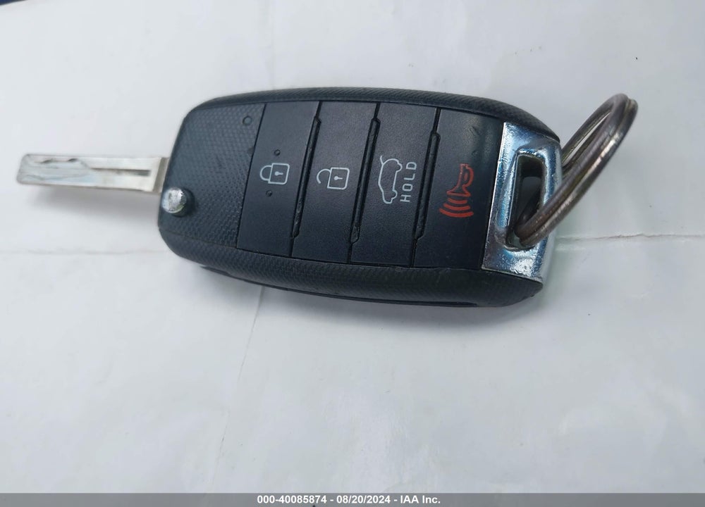 2016 KIA SOUL VIN: KNDJN2A2XG7258223